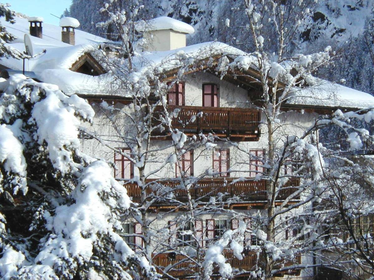 Апартаменти Casa Riz Кампітелло-ді-Фасса Екстер'єр фото